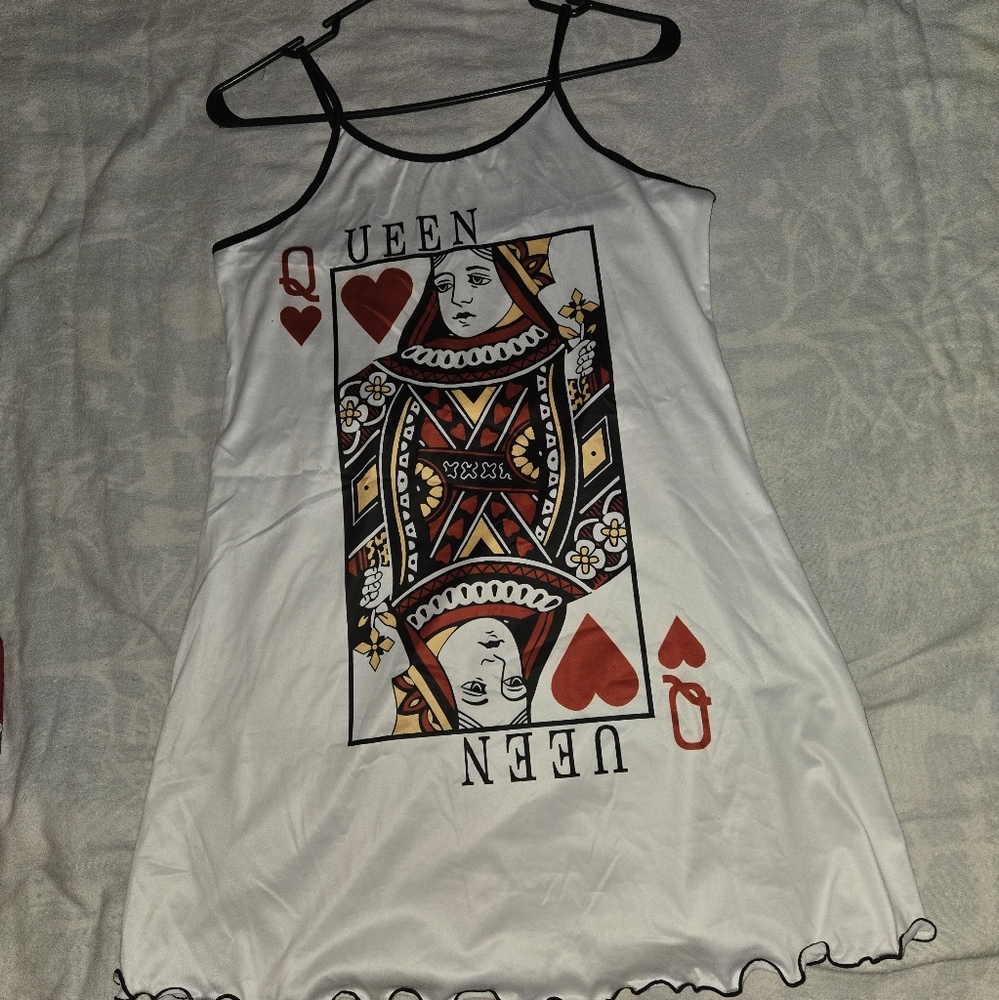 Queen of Hearts Graphic dress